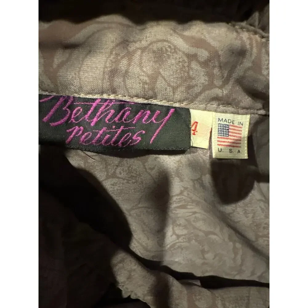 American vintage Bethany petites Gray Blouse with ruffled high neck size 4